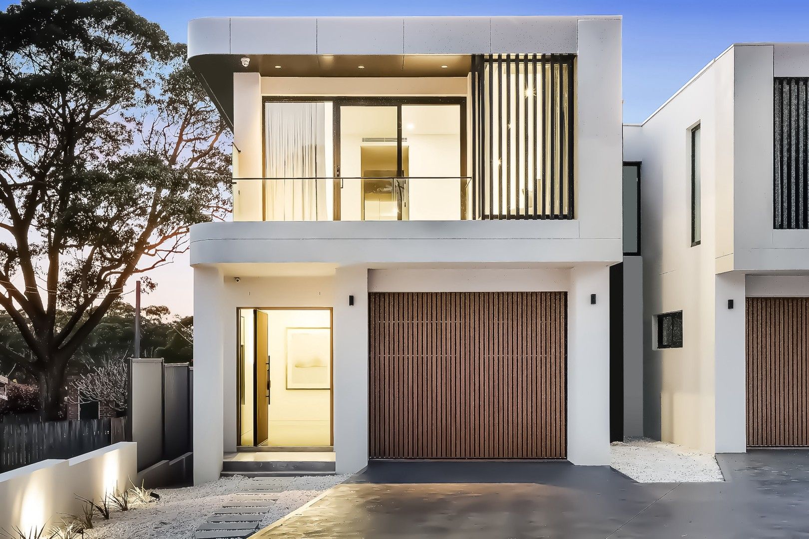 5 bedrooms Duplex in 46a Oatley Pde OATLEY NSW, 2223