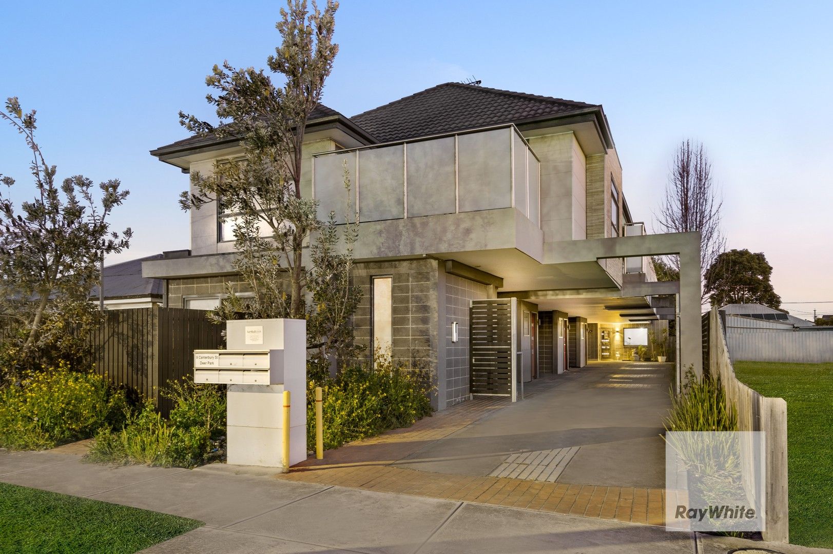 5/9 Canterbury Street, Deer Park VIC 3023, Image 0