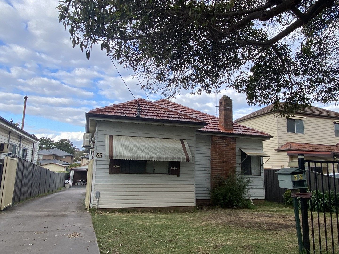 4 bedrooms House in 33 Walter Street MORTDALE NSW, 2223