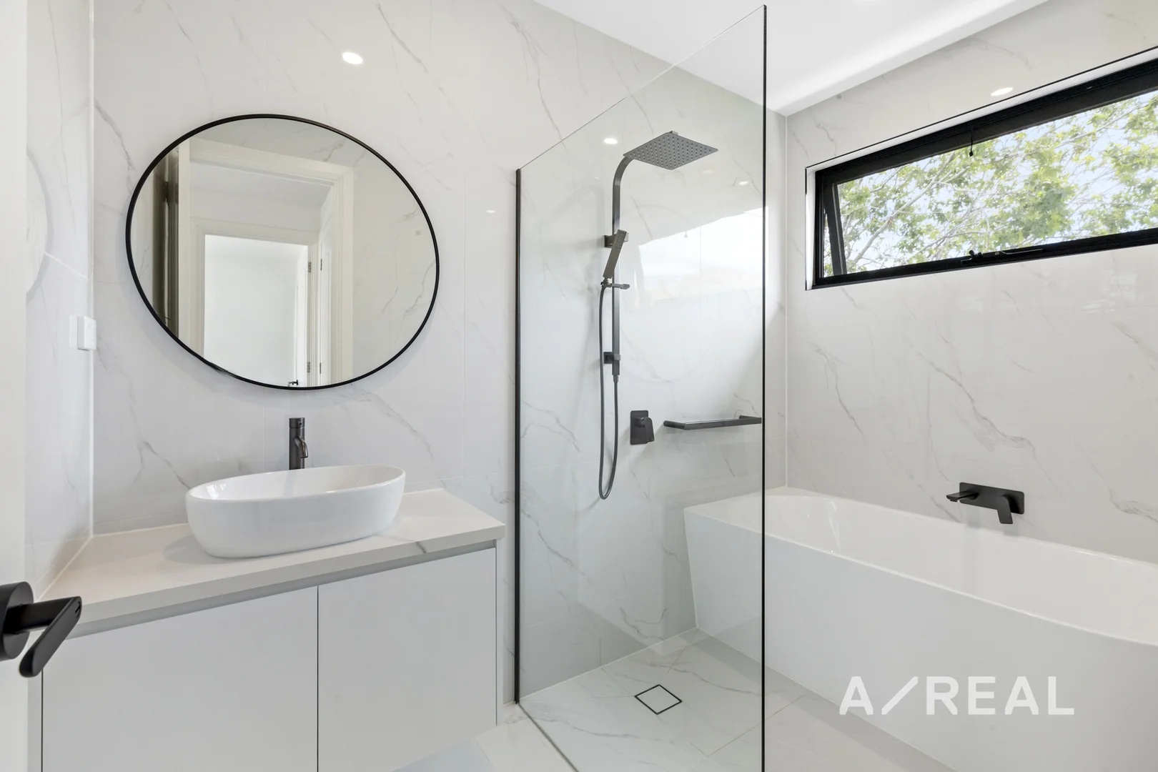 Additional image 6 of 2/30 Wadham Parade, Mount Waverley VIC 3149