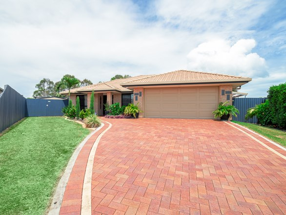 8 Mcintyre Court, Urraween QLD 4655