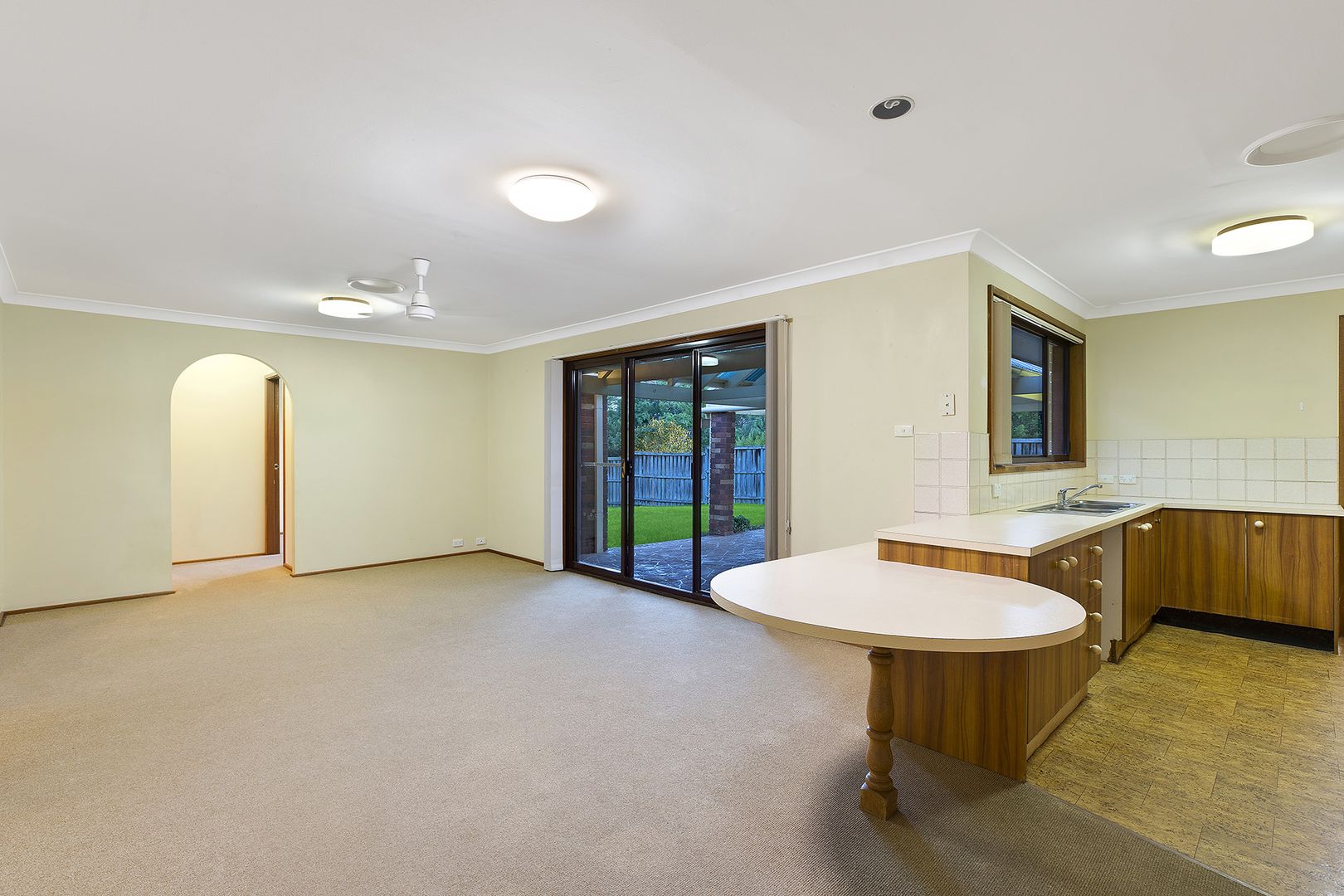 4 Matcham Road, Erina Heights NSW 2260, Image 2