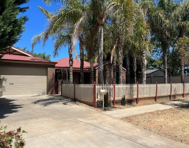 6 Durham Avenue, Mildura VIC 3500