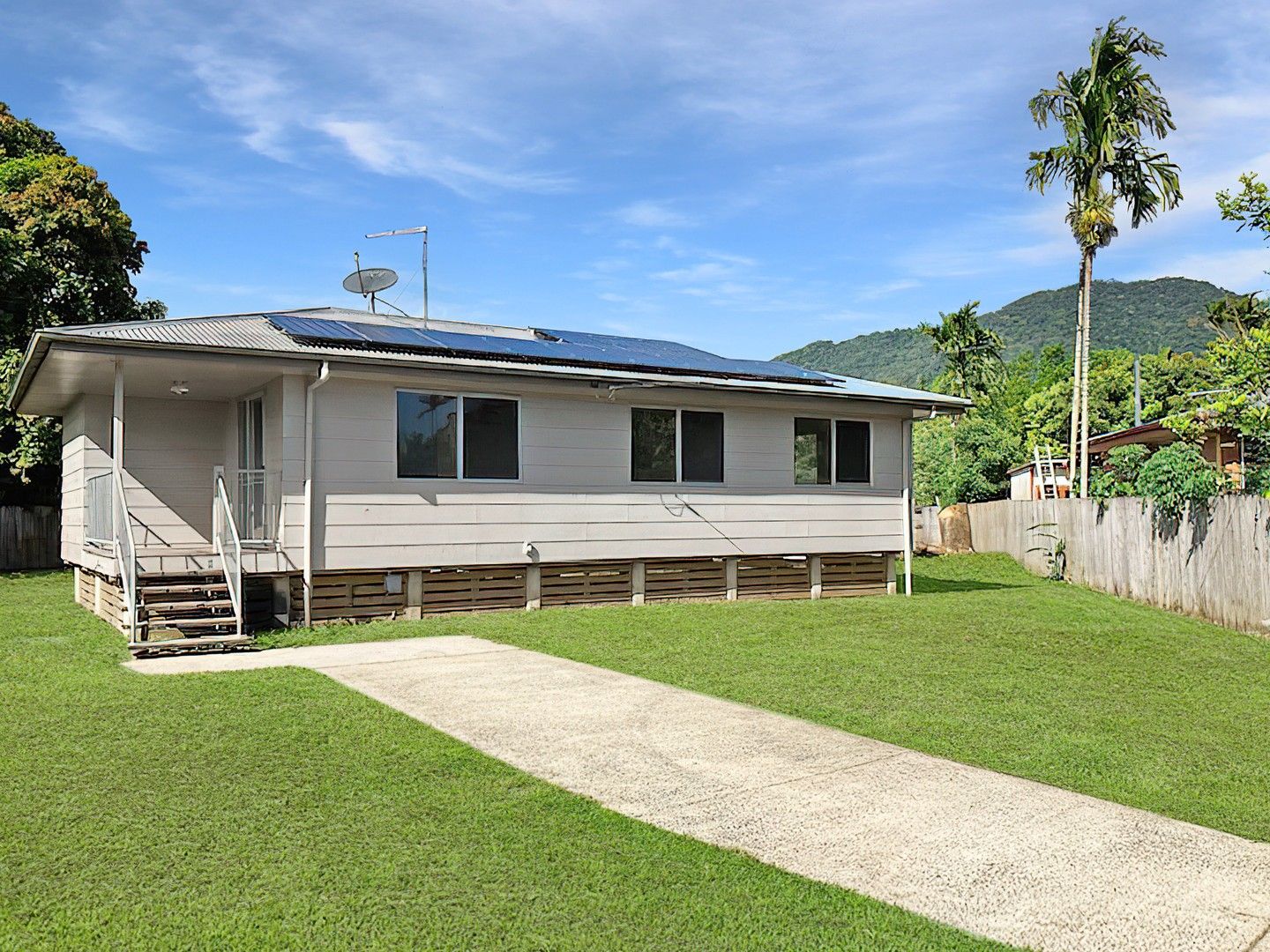 6 Beech Close, Manoora QLD 4870, Image 0