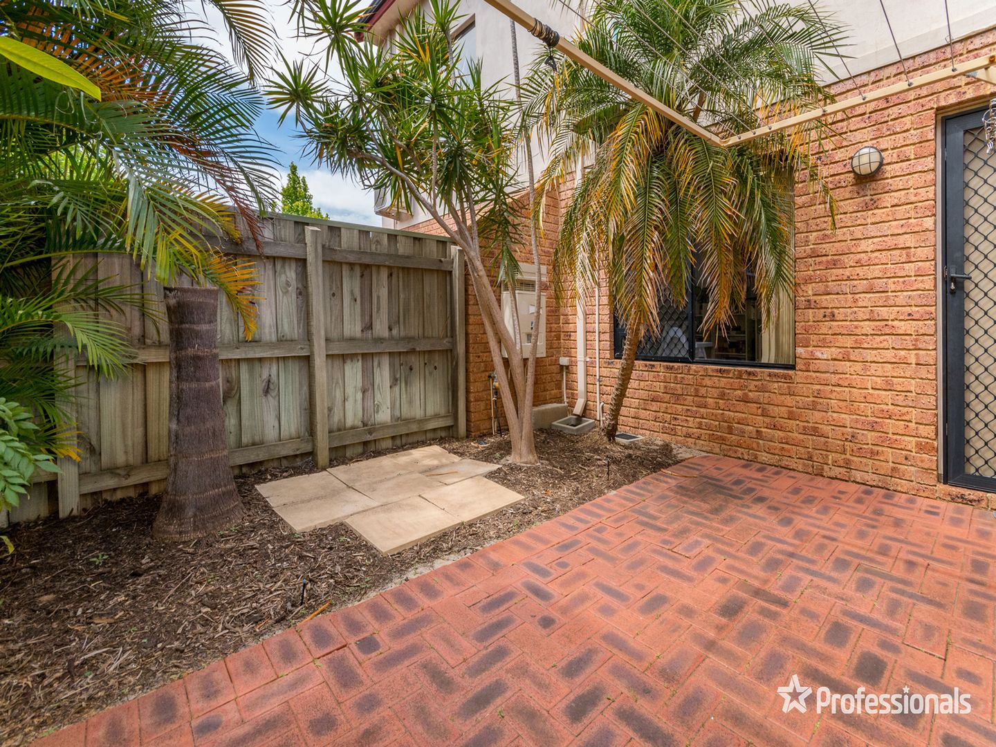 4/20 Gochean Avenue, Bentley WA 6102, Image 1