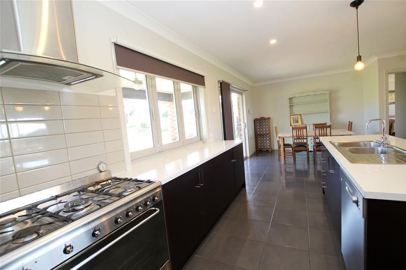 375 Grassmere Road, Grassmere VIC 3281, Image 2