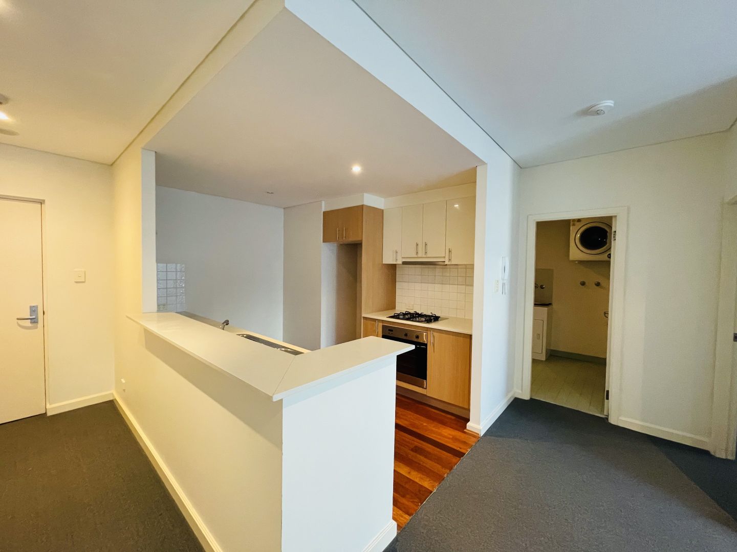 42/715 Newland St, Bondi Junction NSW 2022 Apartment For Rent 800