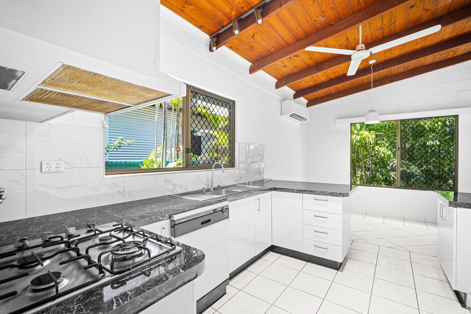 7 Cheong Crescent, Millner NT 0810, Image 2