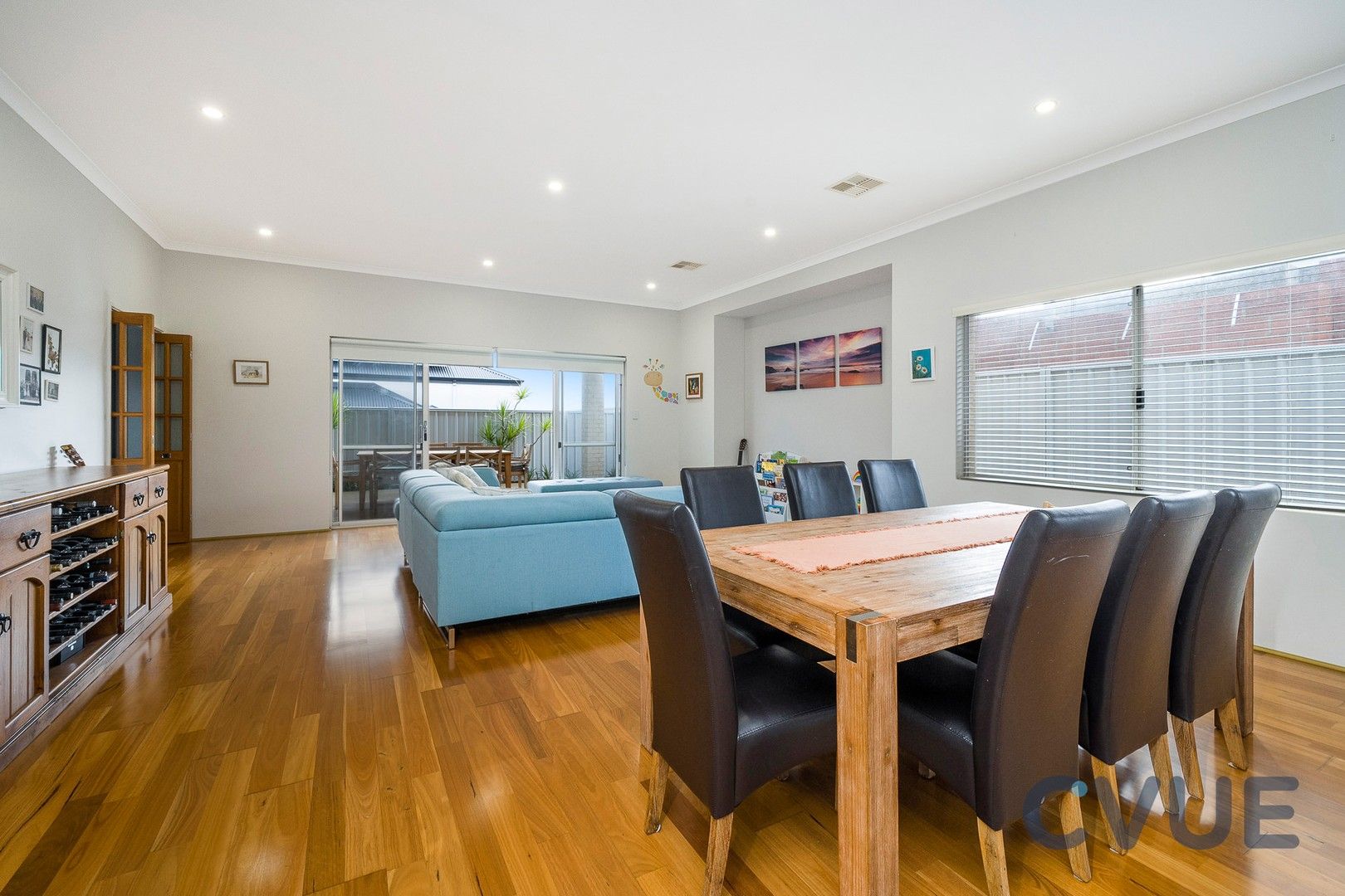 4 bedrooms House in 29 Cassidae Tce KARRINYUP WA, 6018