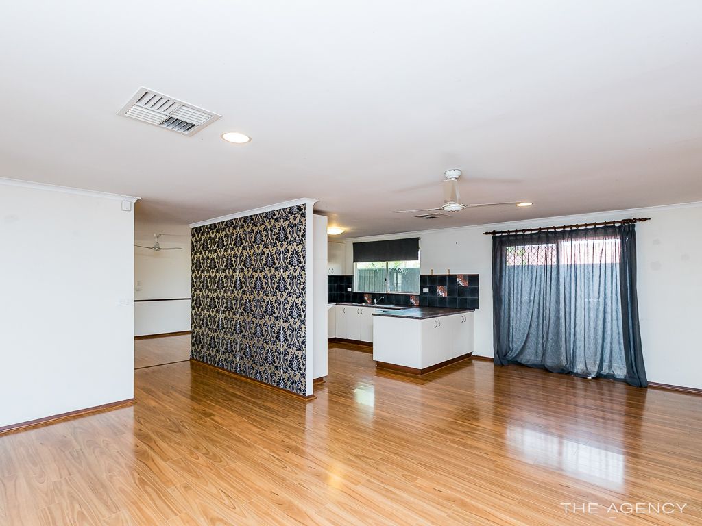 4 bedrooms House in 70 Balfour Road SWAN VIEW WA, 6056