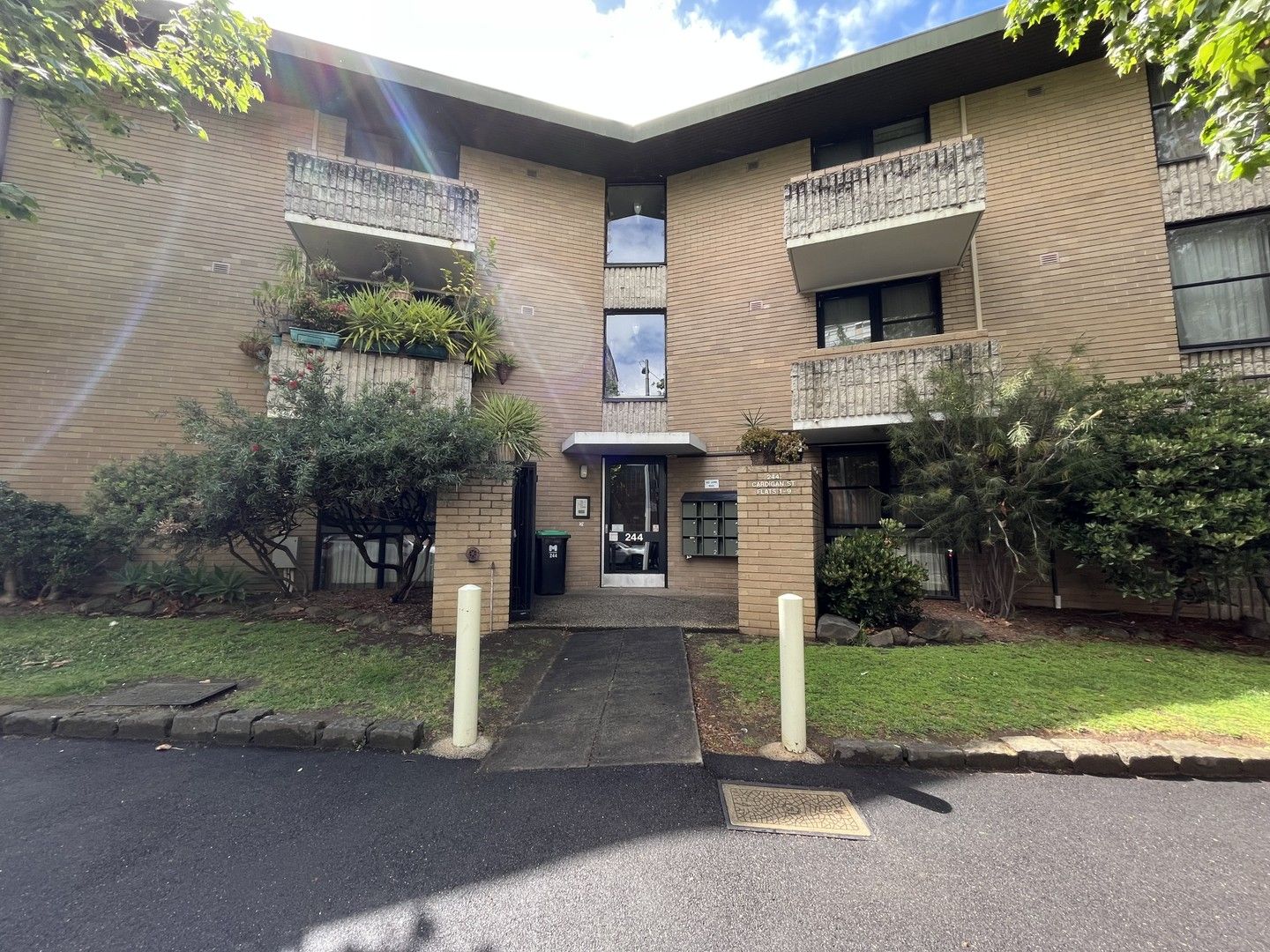2 bedrooms Apartment / Unit / Flat in 1/244 Cardigan Street CARLTON VIC, 3053