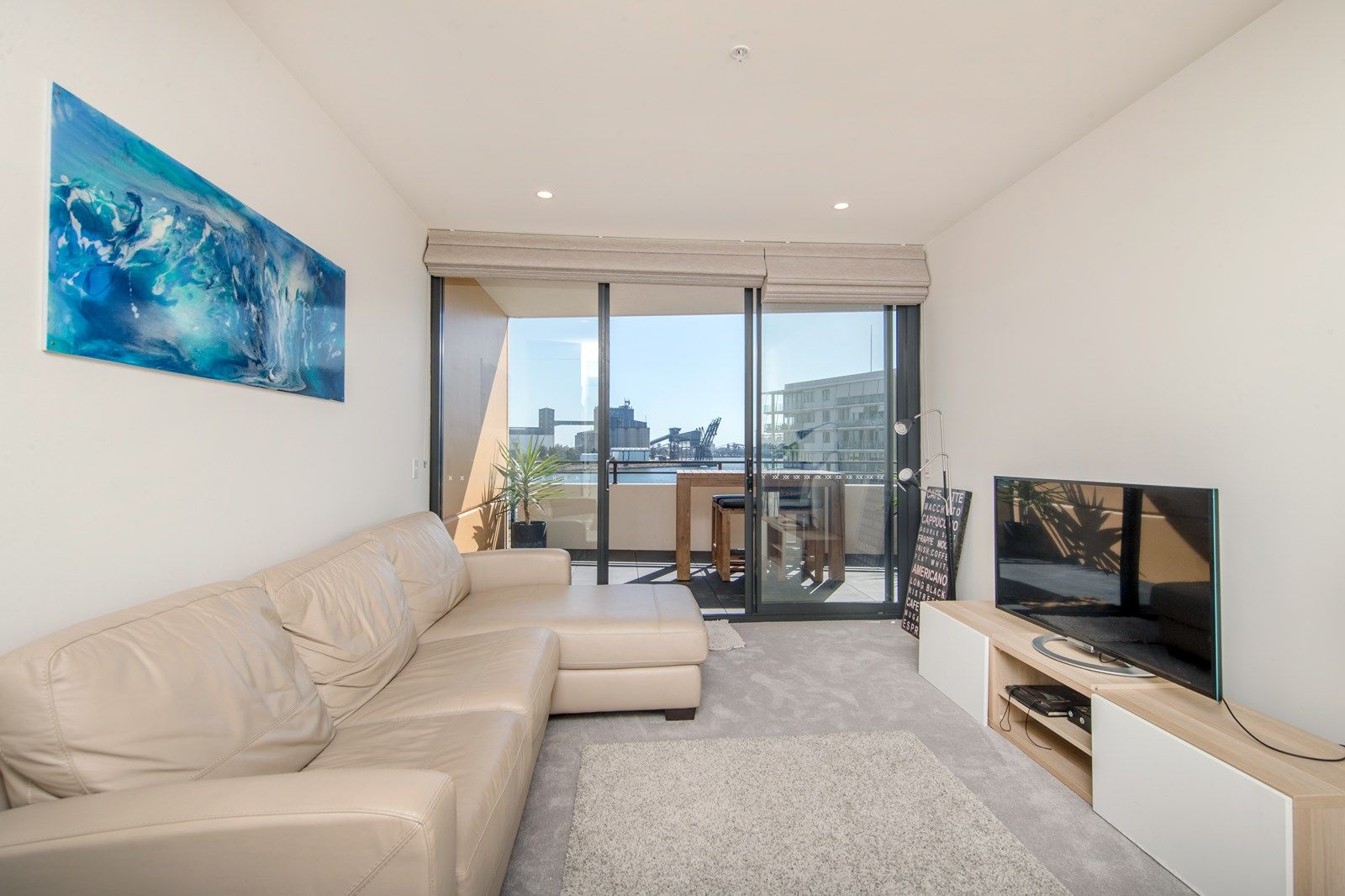 401/10 Worth Place, Newcastle NSW 2300, Image 2