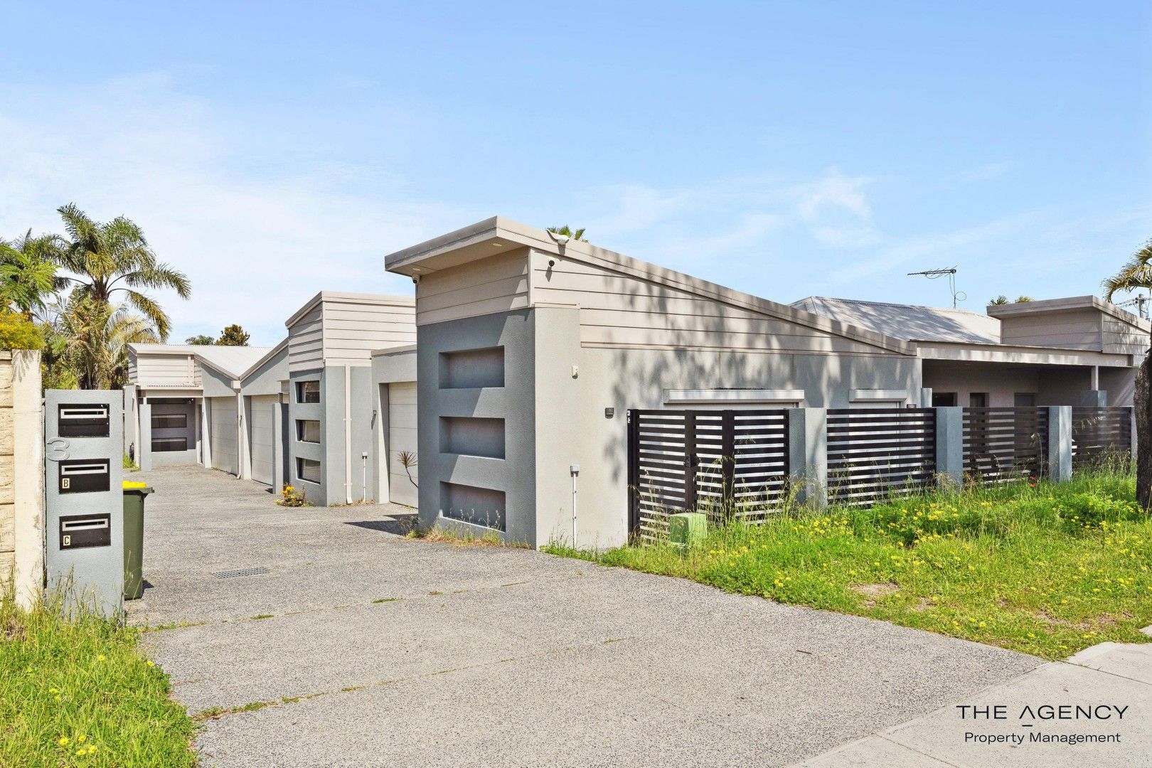 4 bedrooms Apartment / Unit / Flat in 3C Koondoola Avenue KOONDOOLA WA, 6064