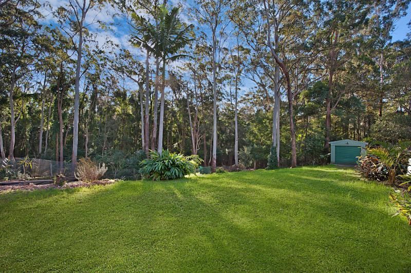 11 Nyeena Ave, BENSVILLE NSW 2251, Image 2