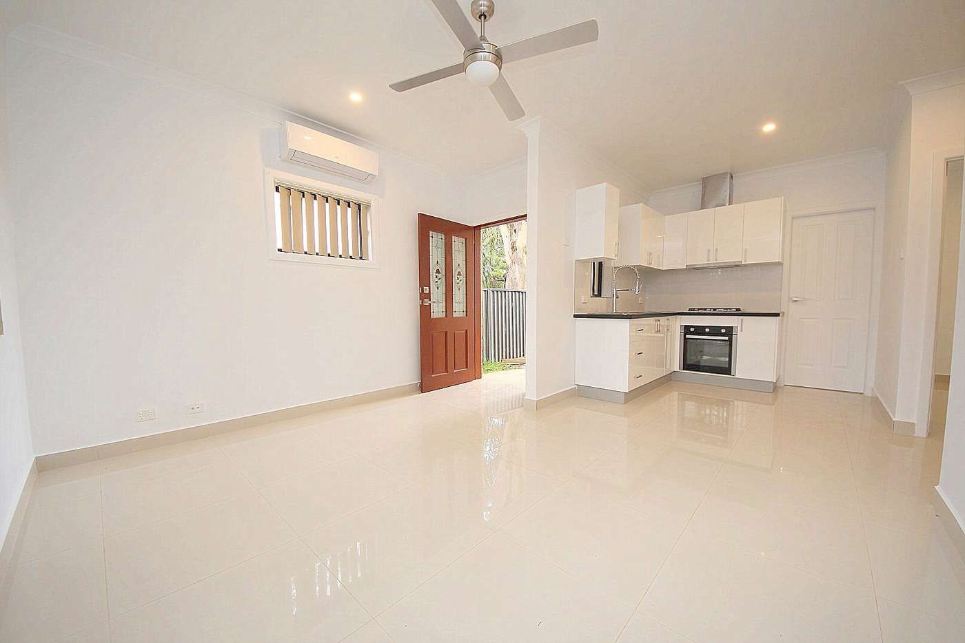 2 bedrooms House in 18A Defoe Street WILEY PARK NSW, 2195