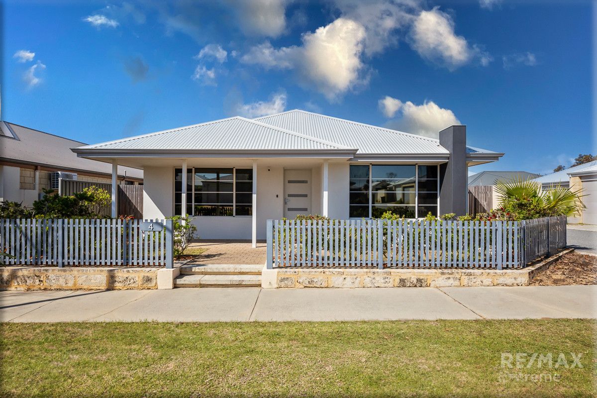 3 bedrooms House in 4 Potton Rise ALKIMOS WA, 6038