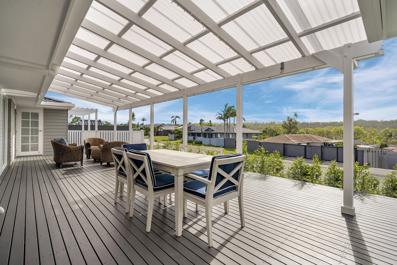 Helensvale QLD 4212 3 beds house for Sale, Offers Over 1,399,000