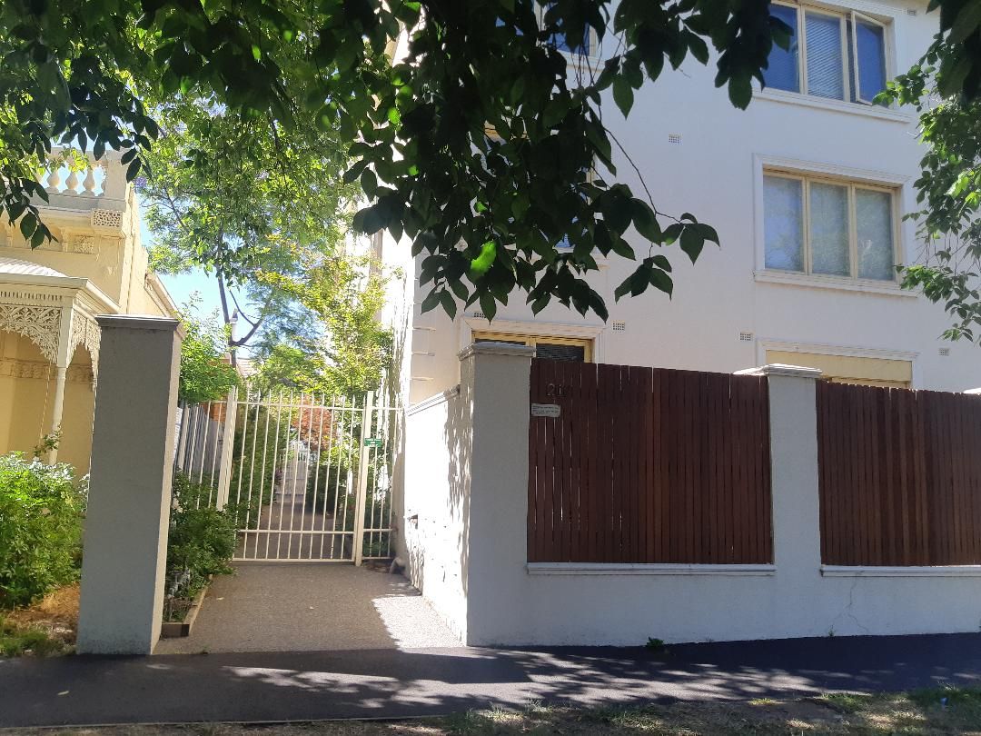 2 bedrooms Apartment / Unit / Flat in 8/217 Bridport St WEST ALBERT PARK VIC, 3206