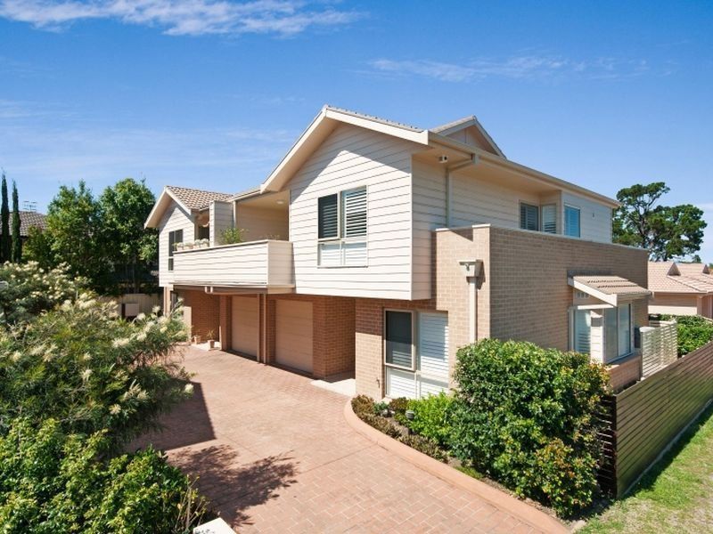3 bedrooms Townhouse in 4/20 Nowack Avenue UMINA BEACH NSW, 2257