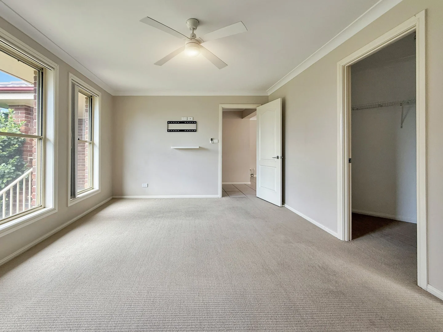 Additional image 10 of 49 Petticoat Lane, Young NSW 2594