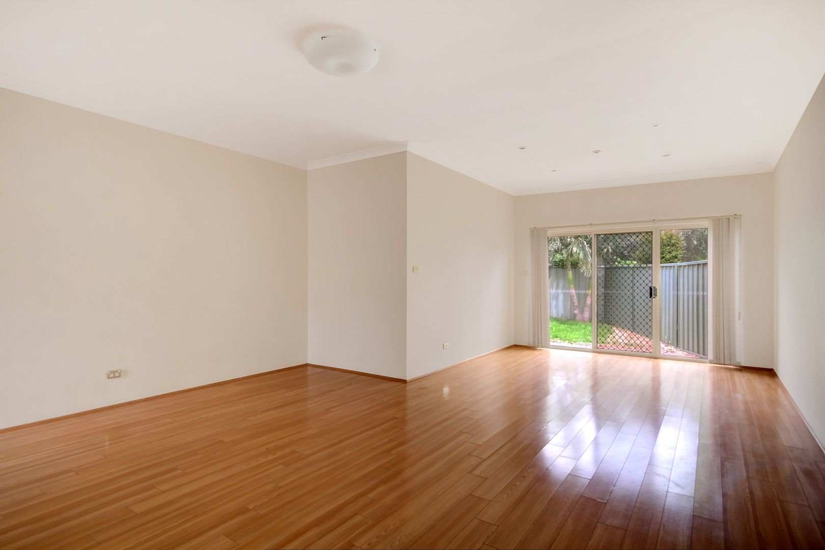 2/35 Mountview Avenue, Beverly Hills NSW 2209, Image 2