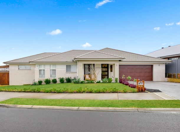 2 Runyon Street, Spring Farm NSW 2570