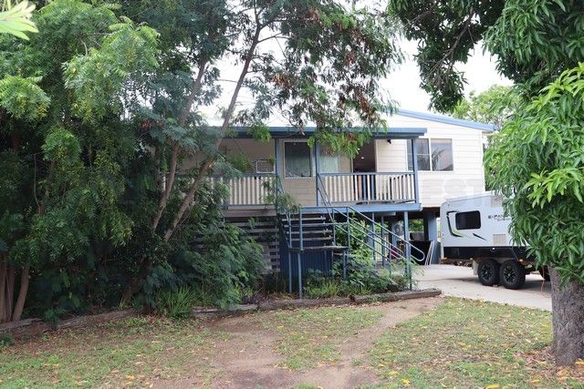 4 bedrooms House in 5 George Street COLLINSVILLE QLD, 4804