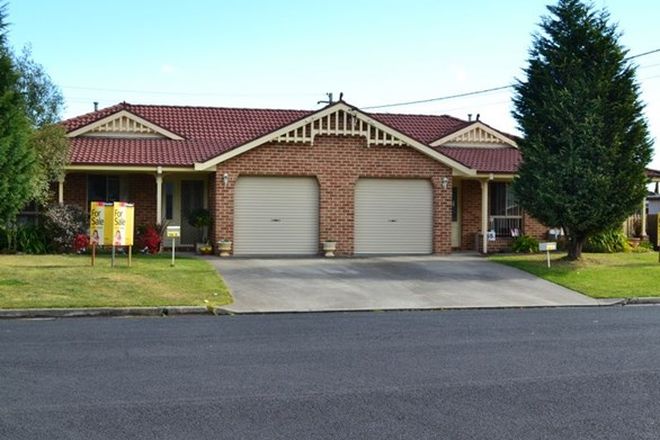 Picture of 2/14 Proto Avenue, LITHGOW NSW 2790