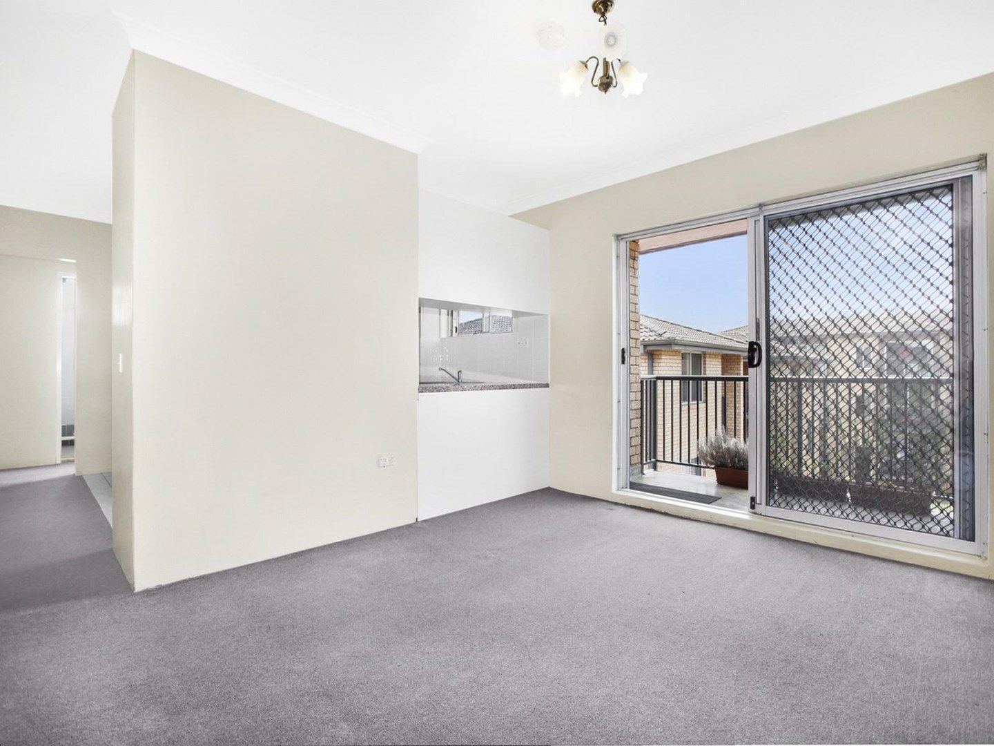 22/7 Hoddle Avenue, Campbelltown NSW 2560, Image 0