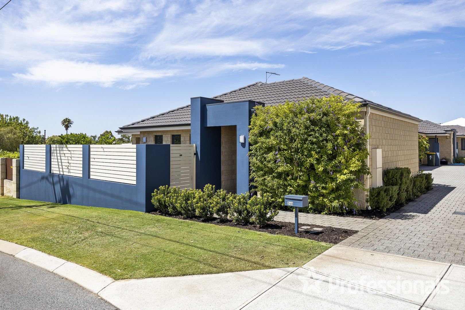 3 bedrooms Apartment / Unit / Flat in 24A Muir Street INNALOO WA, 6018