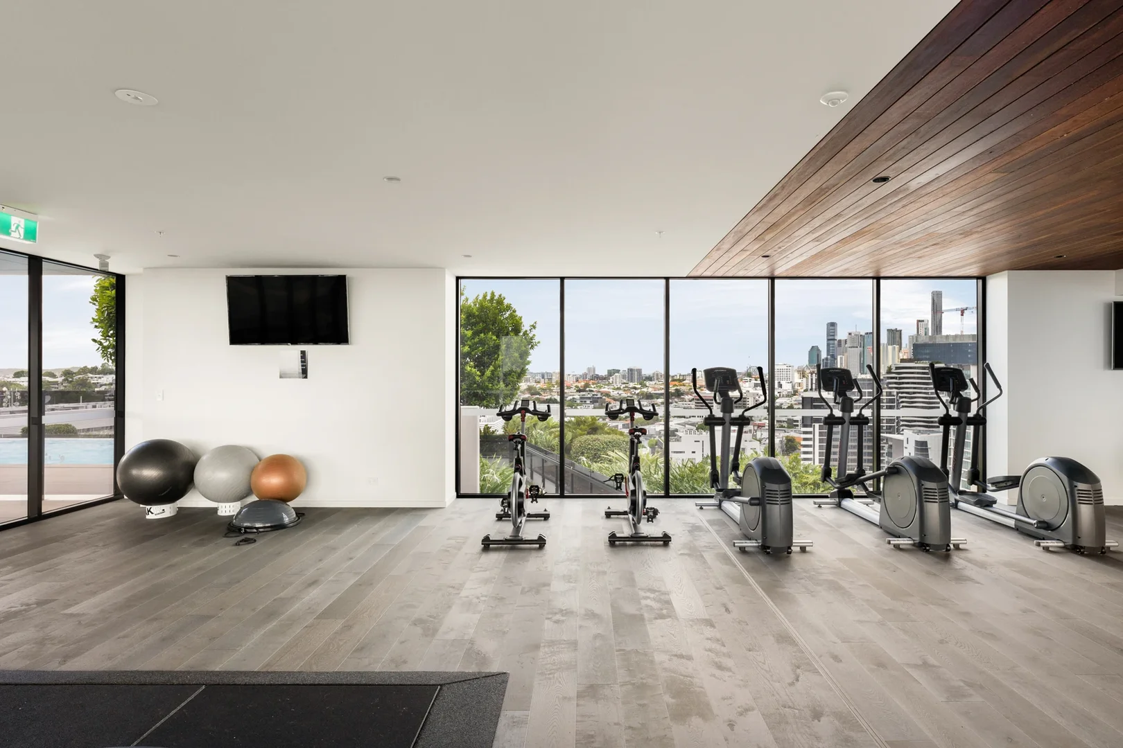 Additional image 11 of 203/70 Longland Street, Newstead QLD 4006