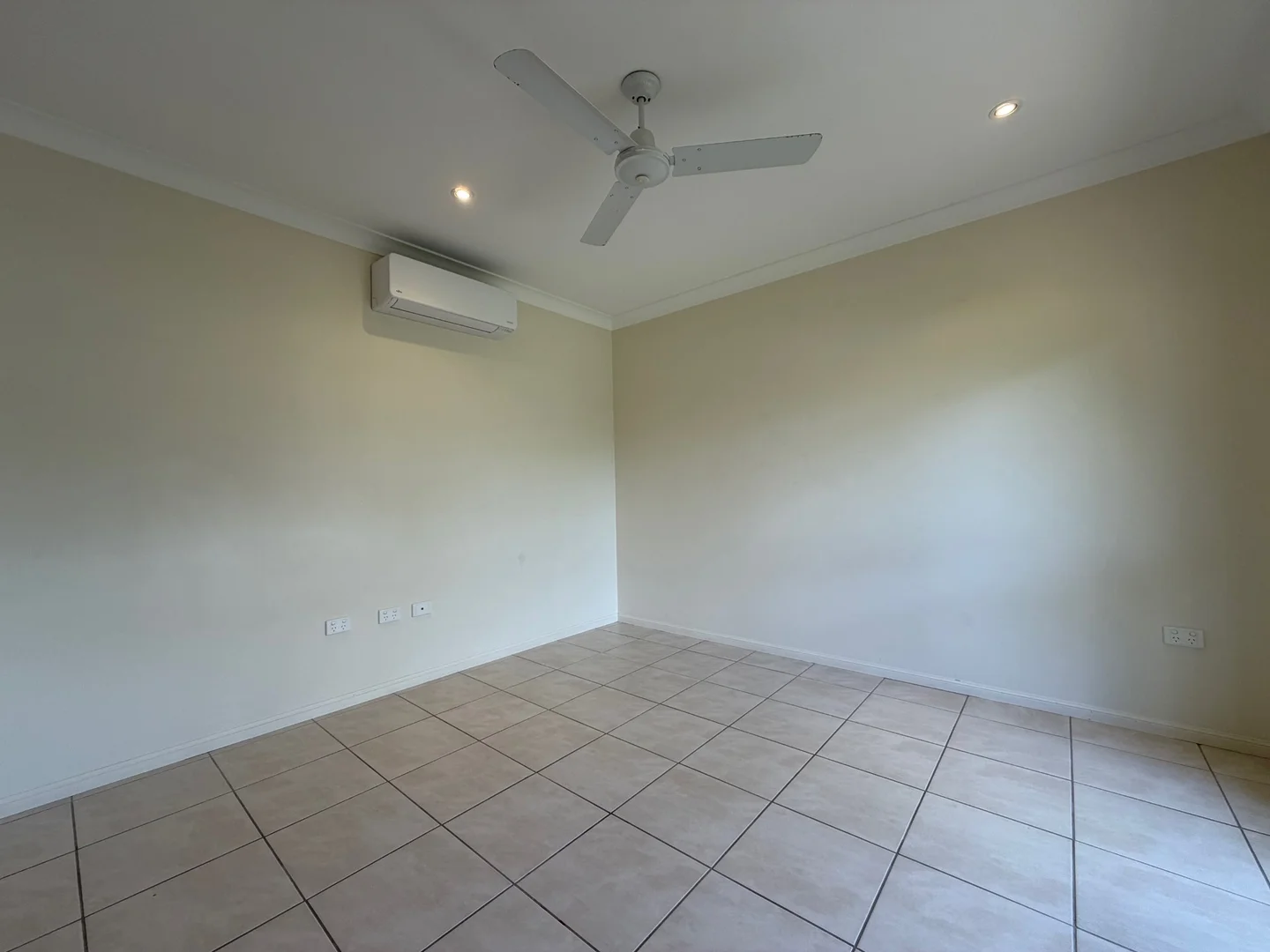 Additional image 5 of 4 Skylark Place, Kelso QLD 4815