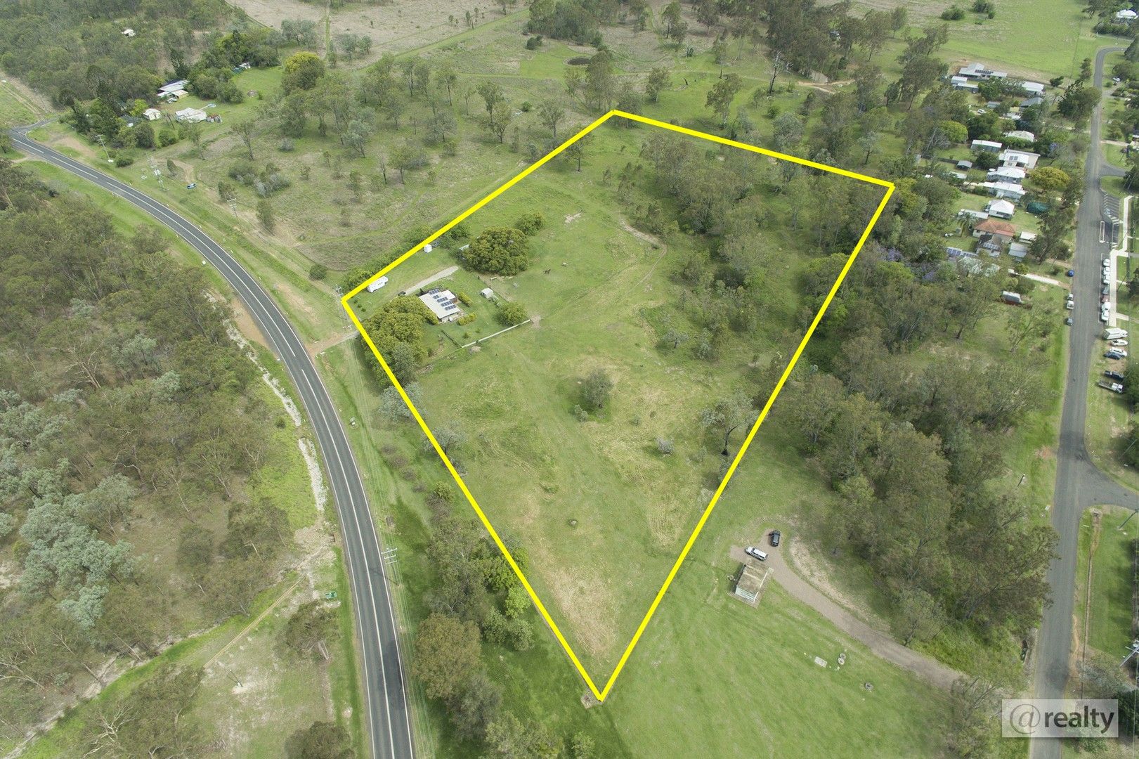 2 bedrooms House in 5305 Brisbane Valley Highway ESK QLD, 4312