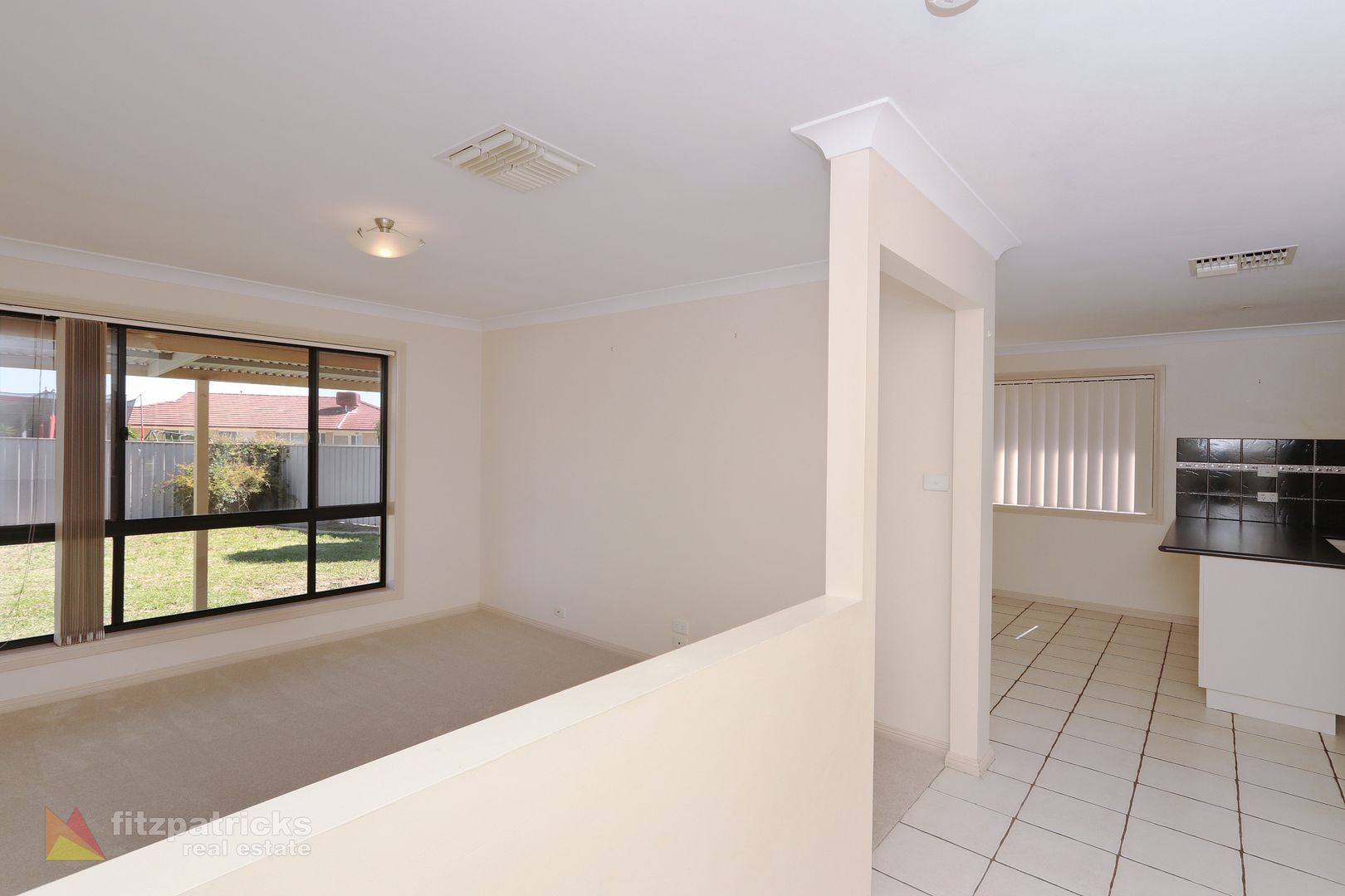 93 Yentoo Drive, Glenfield Park NSW 2650, Image 1