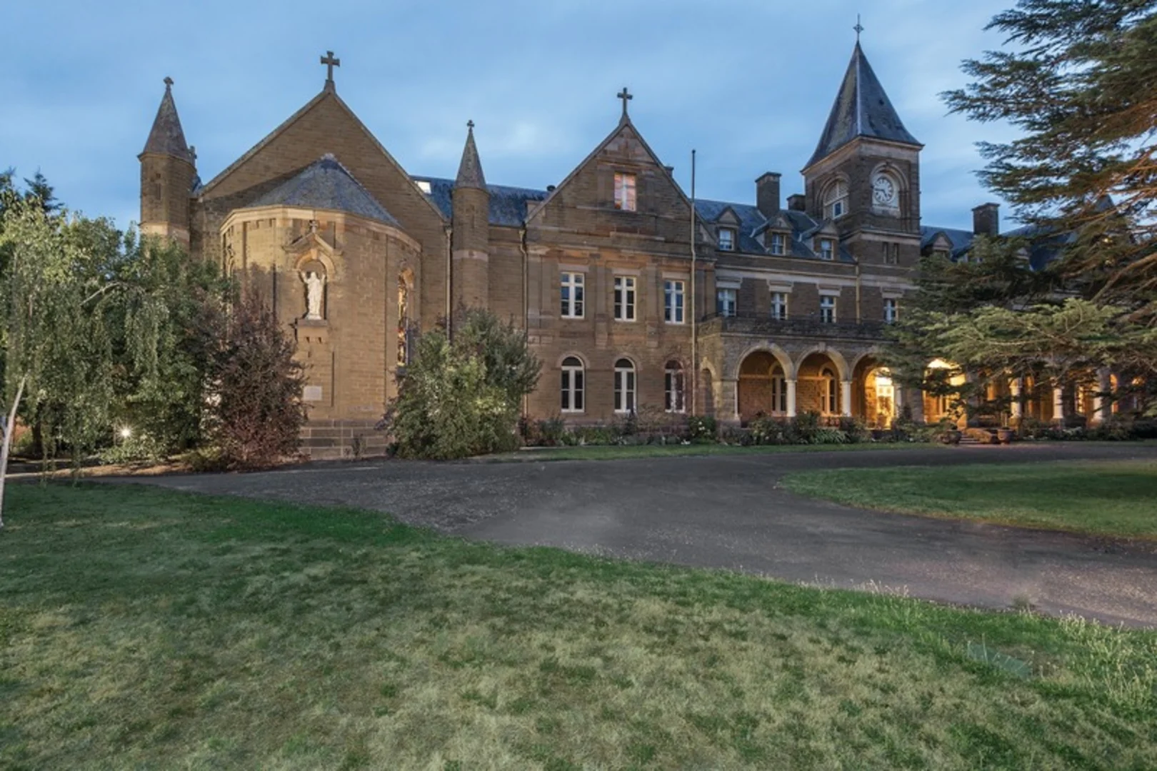 Image 10