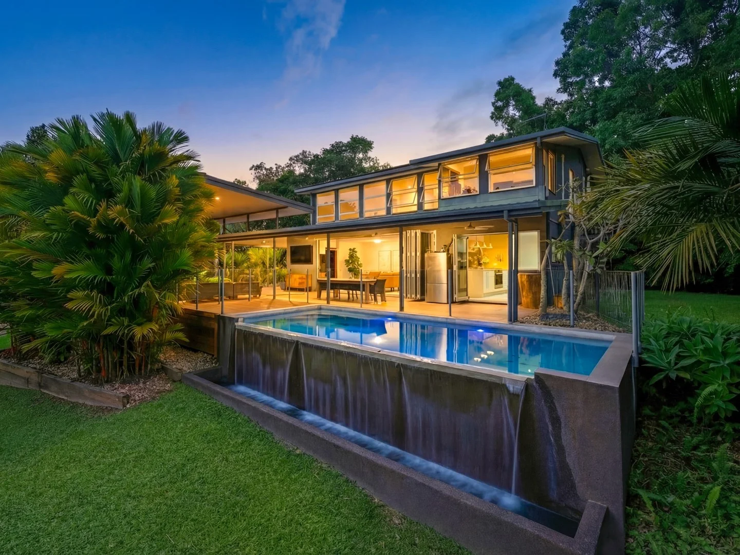 5-7 Coombak Close, Edmonton QLD 4869