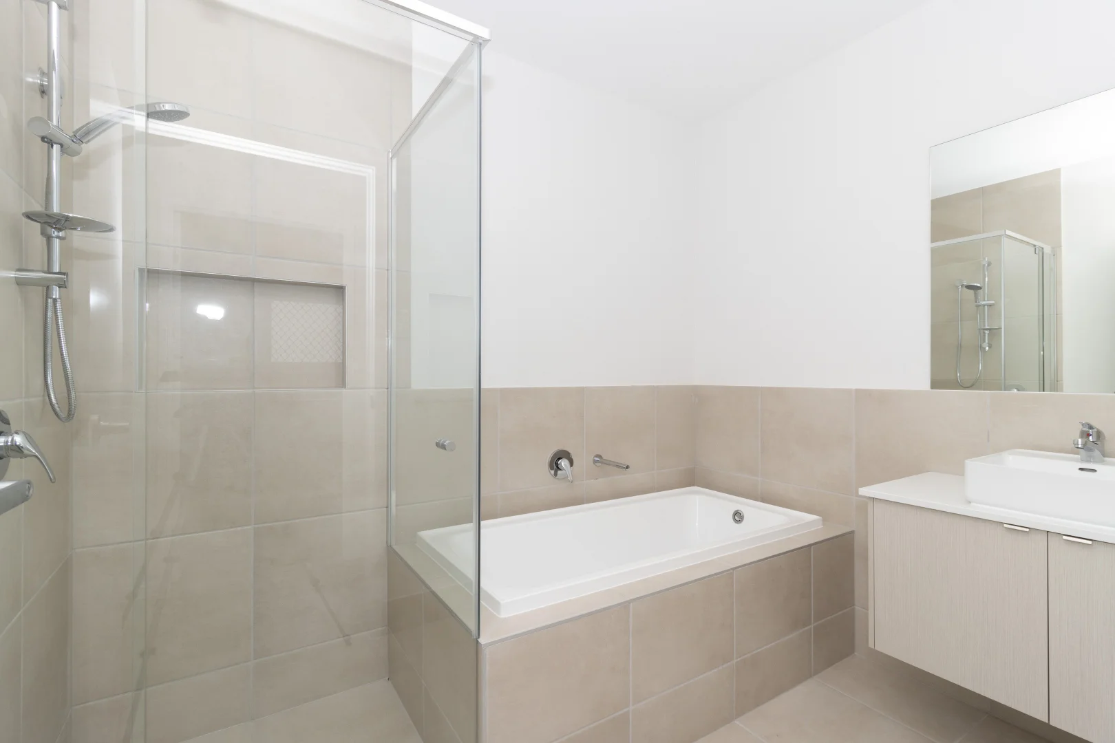 Additional image 8 of 1/29 Summer Drive, Wondunna QLD 4655