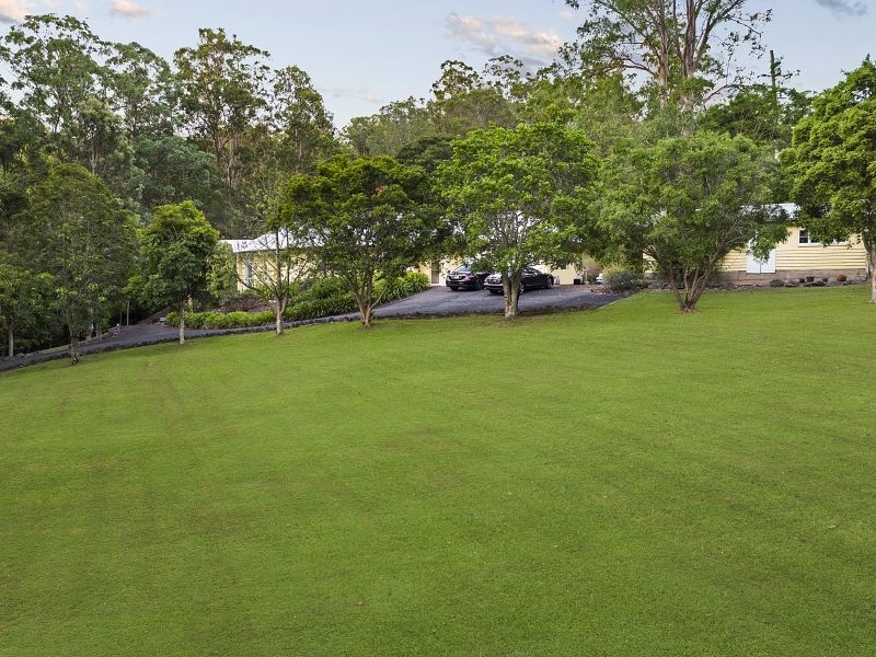 581 Gold Creek Road, Brookfield QLD 4069, Image 1