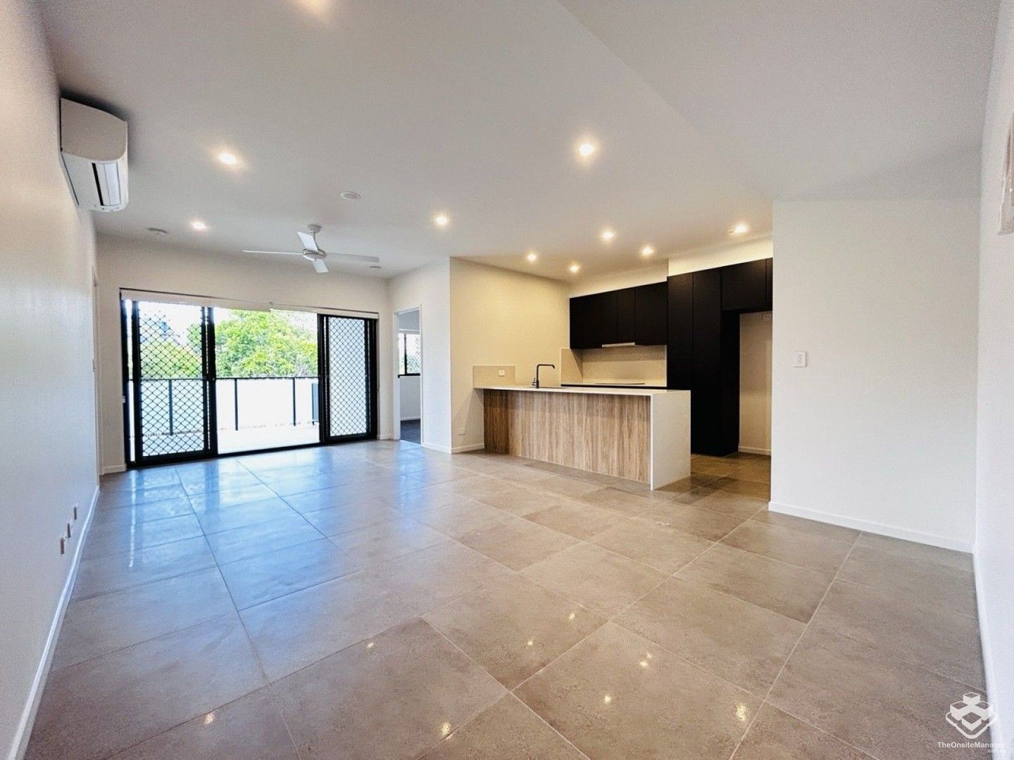 2 bedrooms Apartment / Unit / Flat in 107/18-20 Selborne Street MOUNT GRAVATT EAST QLD, 4122