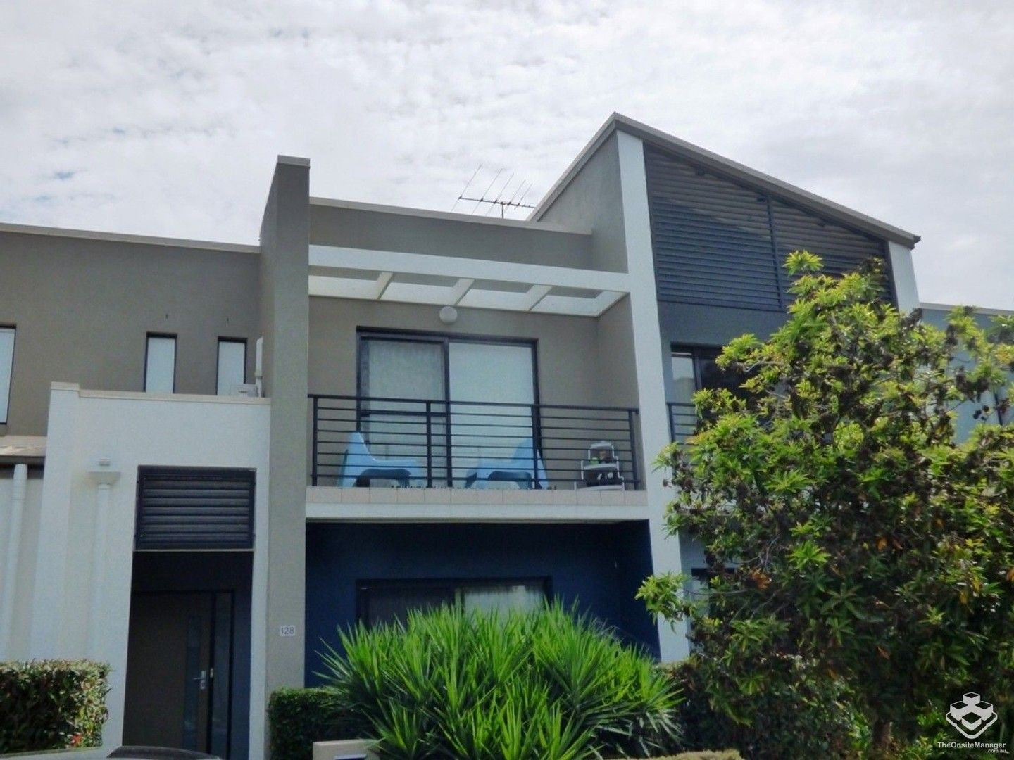 3 bedrooms Townhouse in ID:21145884/16 Surbiton Court CARINDALE QLD, 4152