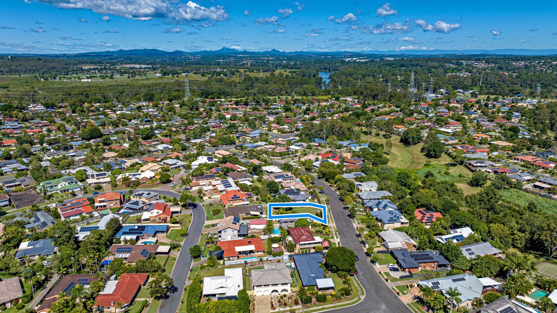 486 Westlake Drive, Riverhills QLD 4074 Domain