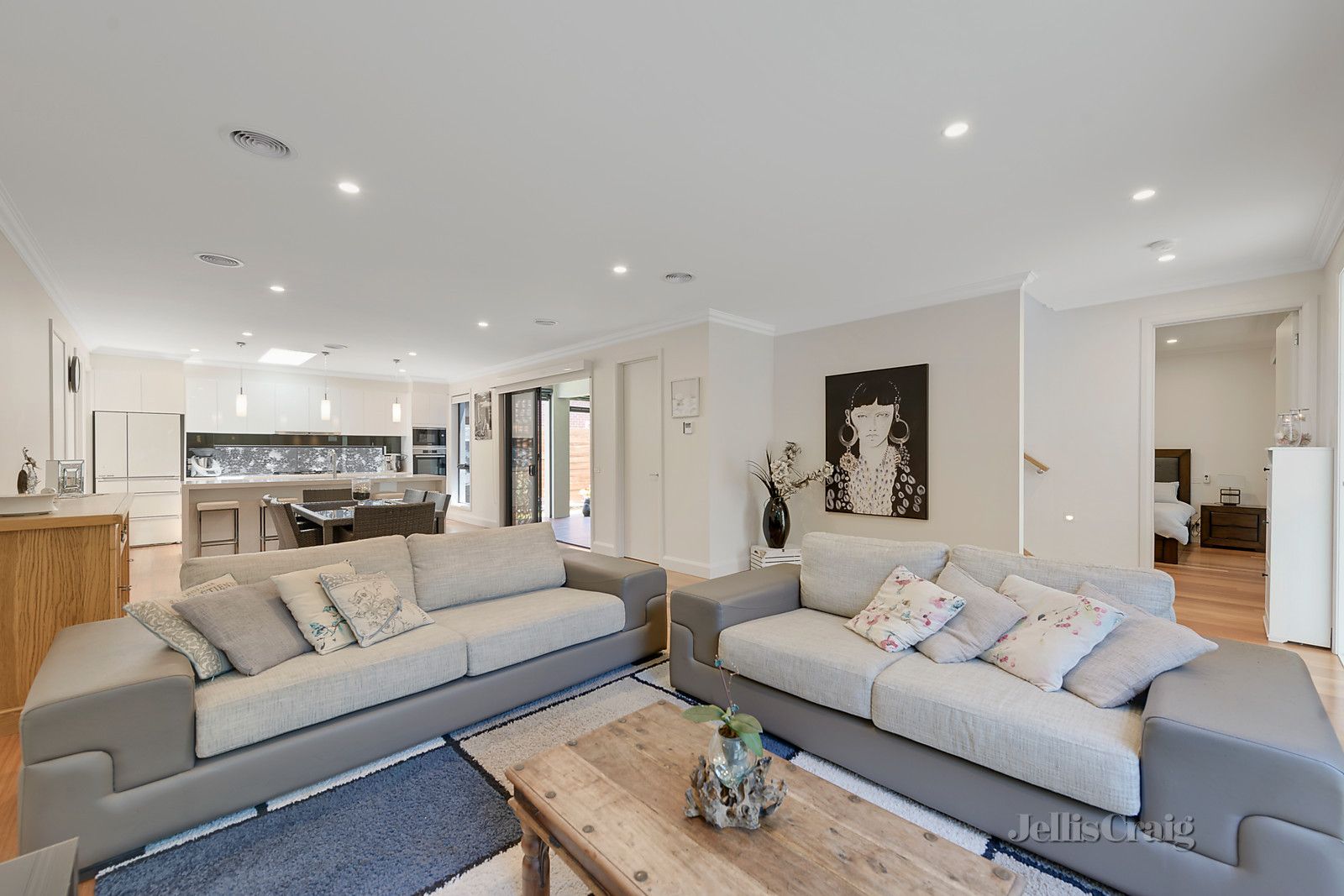 2a Belvoir Court, Murrumbeena VIC 3163, Image 1