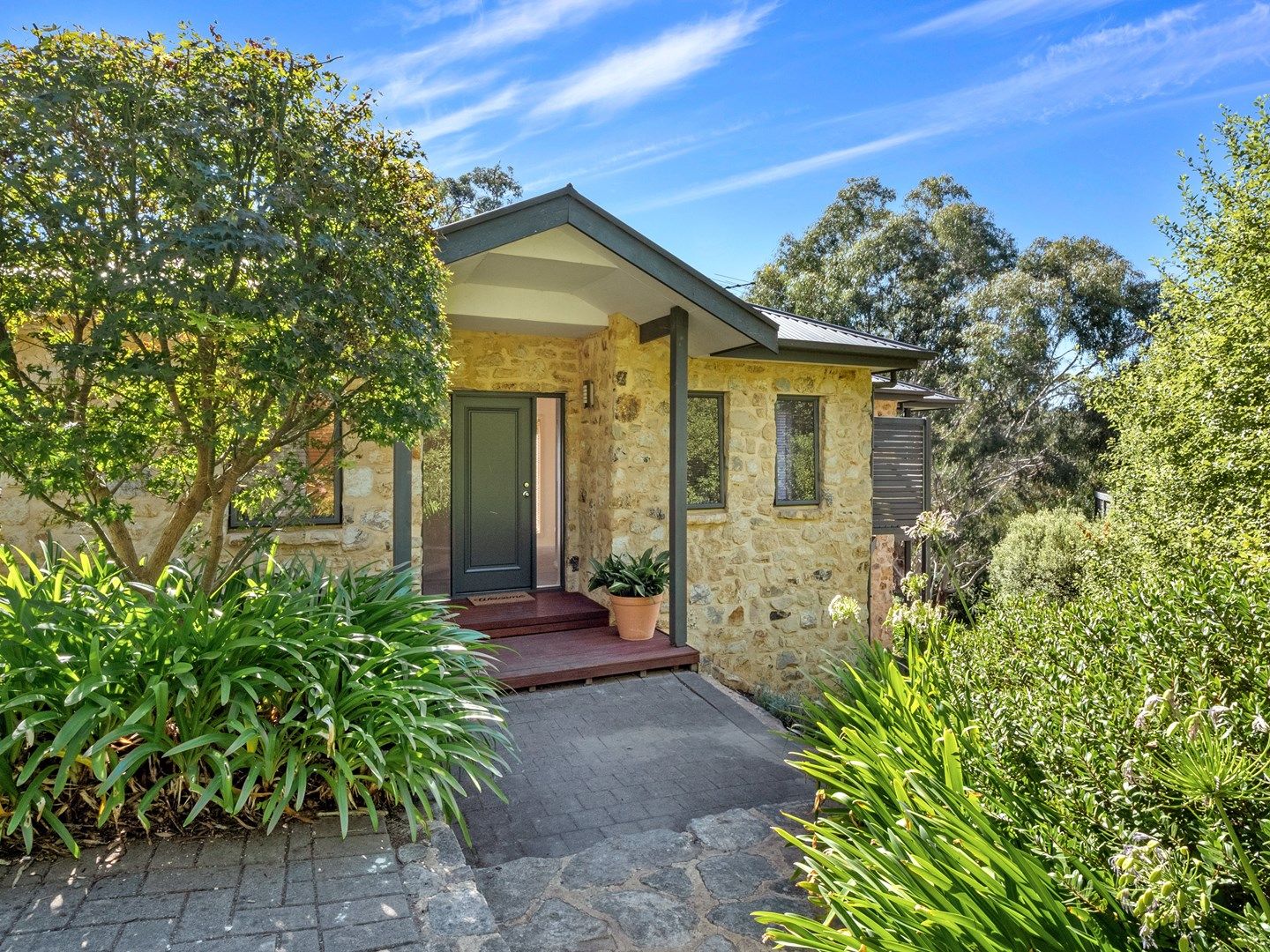 17 Renown Ave, Crafers West SA 5152, Image 1