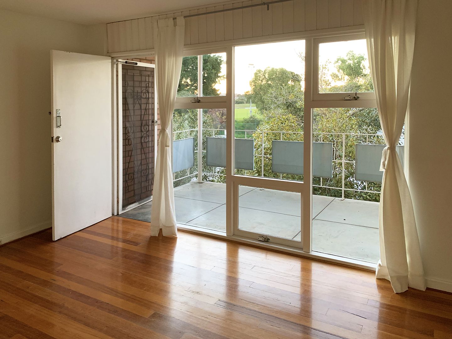 2 bedrooms House in 4/111 Marmion Street FREMANTLE WA, 6160