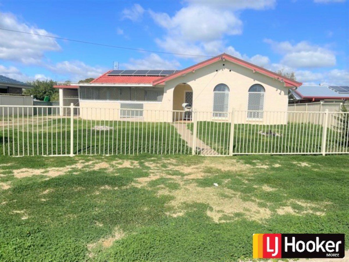 19 Wattle Crescent, Moree NSW 2400, Image 0