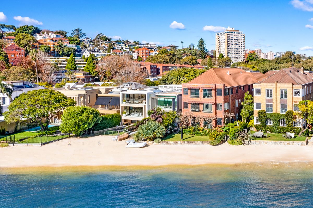 4 bedrooms Apartment / Unit / Flat in 9 & 10/24 Stafford Street DOUBLE BAY NSW, 2028