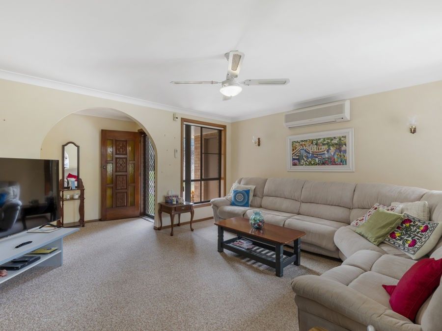 4 Murphy Crescent, Coffs Harbour NSW 2450, Image 2