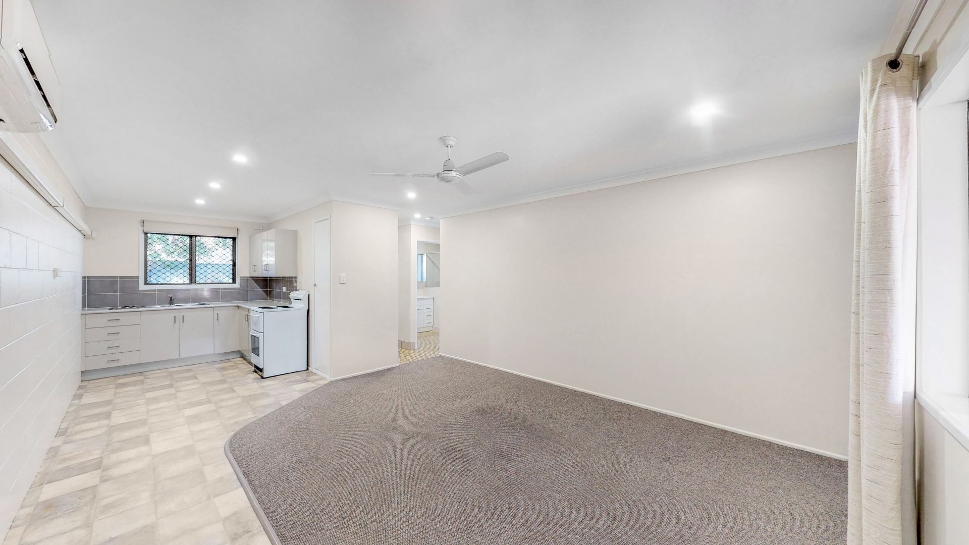 2/9 Hume Street, Norman Gardens QLD 4701, Image 2