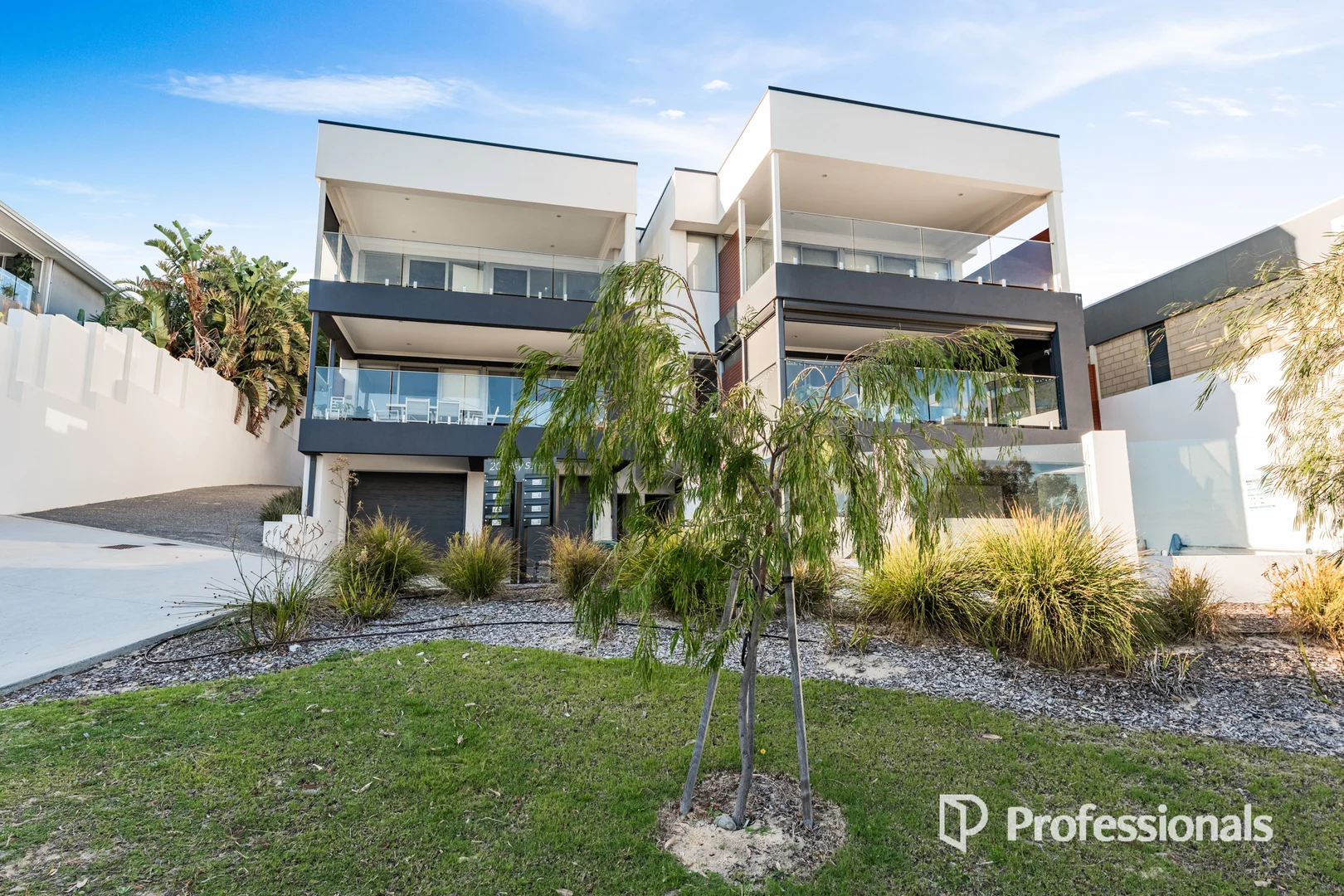 Additional image 3 of 7/20 May Street, Scarborough WA 6019