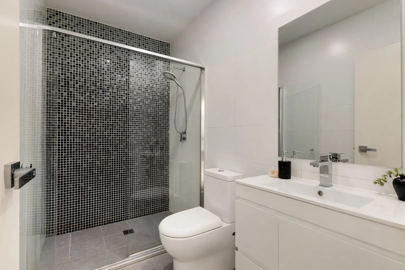 Additional image 15 of 3/22-24 Seventh Avenue, Campsie NSW 2194